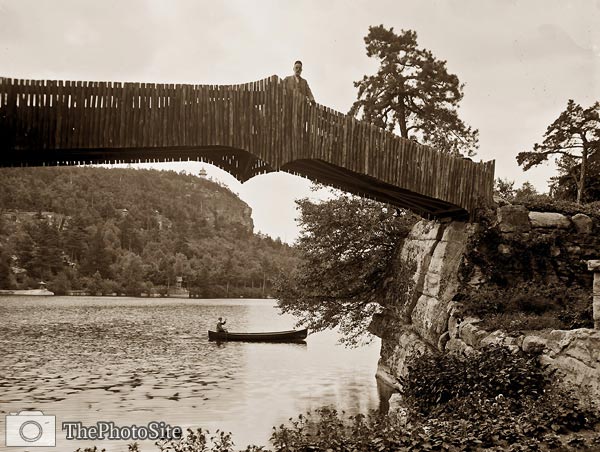 Lake Mohonk New York, bridge and rowing boat - Click Image to Close