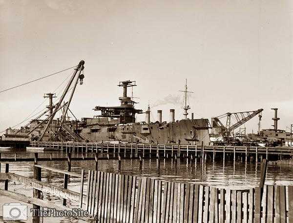 Newport News Shipbuilding And Dry Dock Company Virginia - Click Image to Close