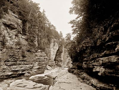 Split Rock, Ausable Chasm, River Canyon New York