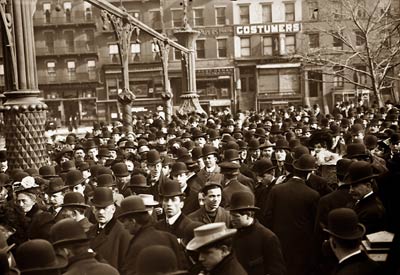 Suffragettes crowd Union Square New York 16th Feb 1908