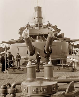 U.S.S. Oregon after turret. American Battleship and weaponry